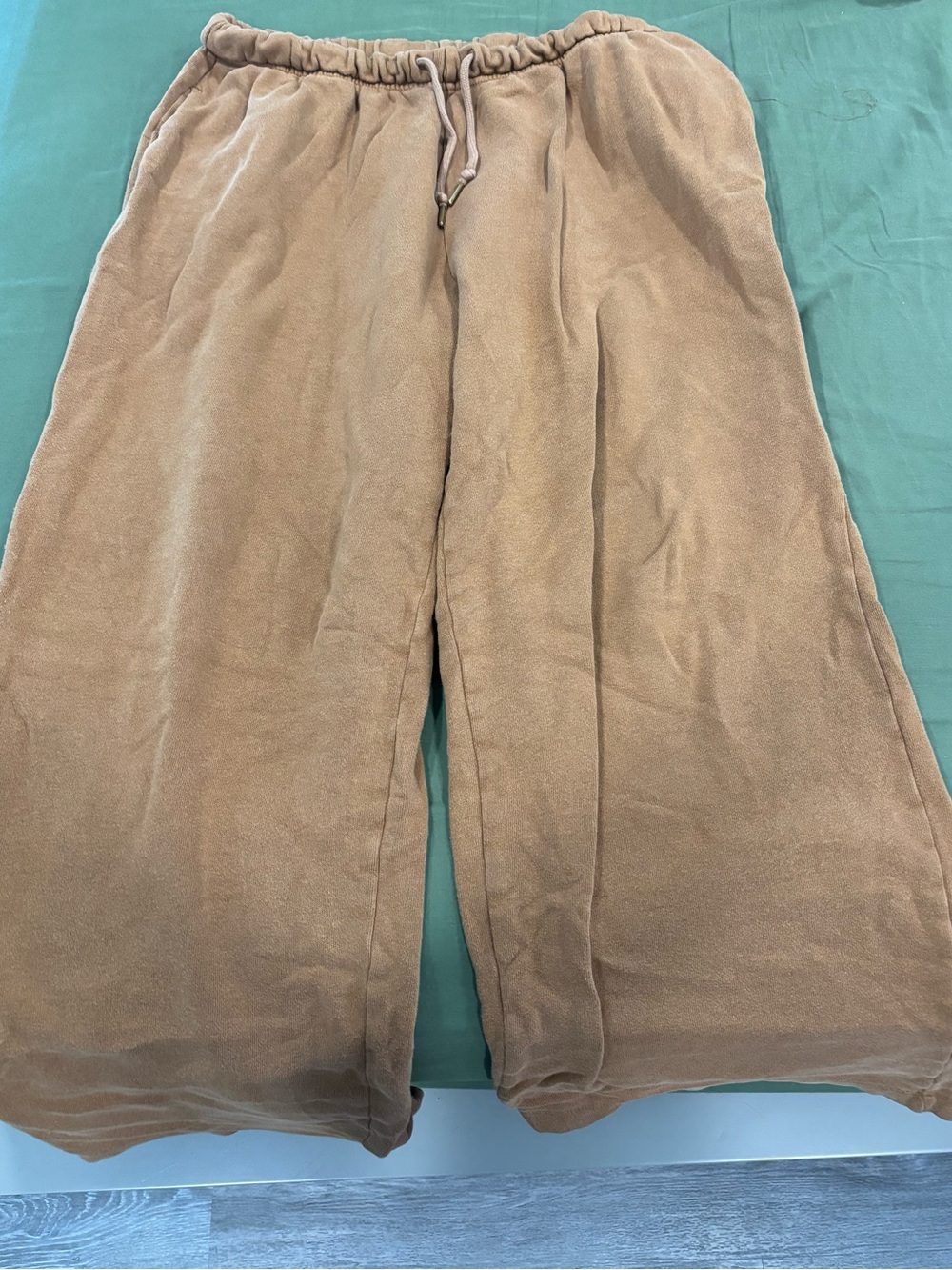 Old Navy Women’s Wide-Leg Drawstring Sweatpants - Tan